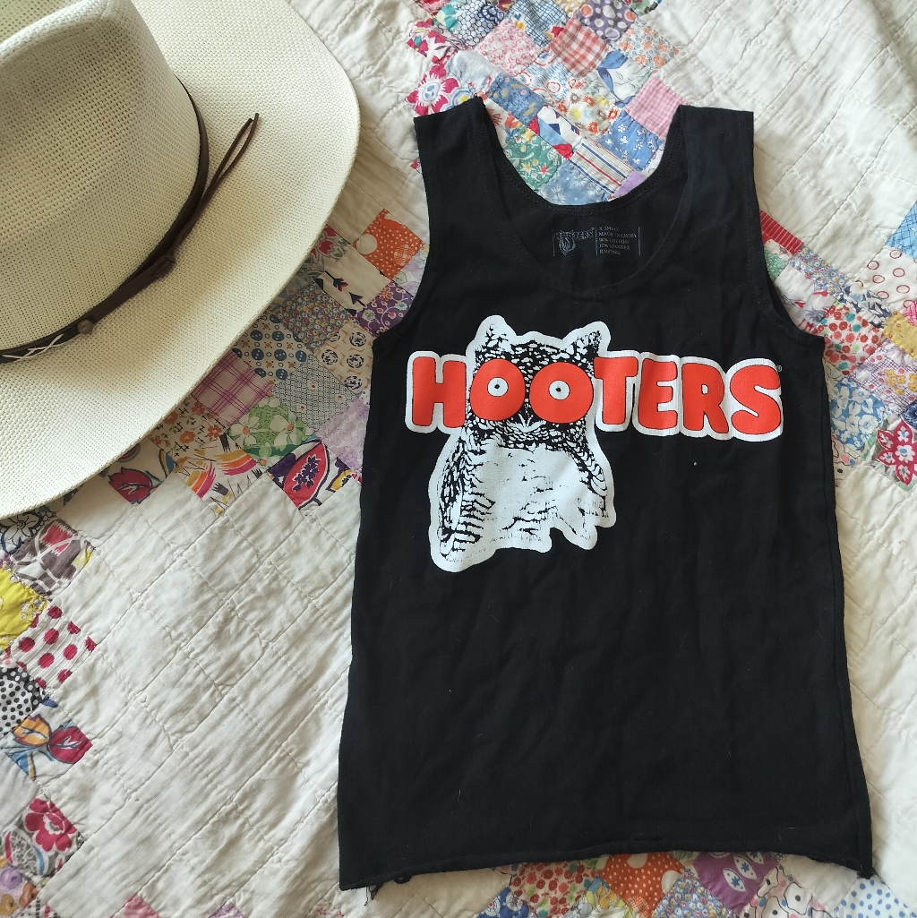 Hooters Black Cotton Blend Tank